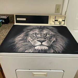 Larsic Electric Stove Cover, Washer or Dryer Cover, Lion Photograph.